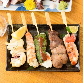 素材の美味しさを最大限に引き出す炭…